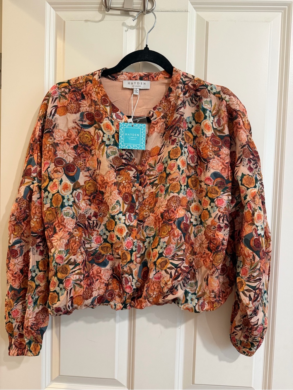 Hayden New floral fruit print bubble hem button blouse, size small